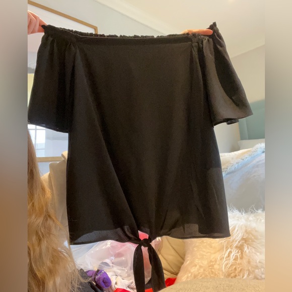 Black Off The Shoulder Top - Picture 1 of 2